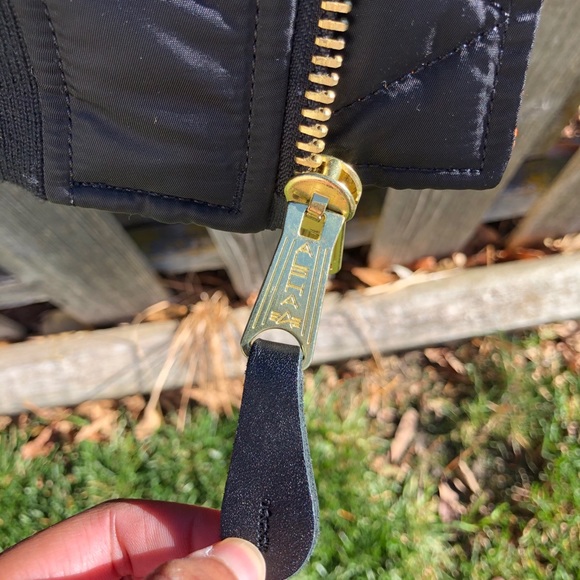 Alpha Industries Reversible Bomber Jacket - Picture 5 of 6